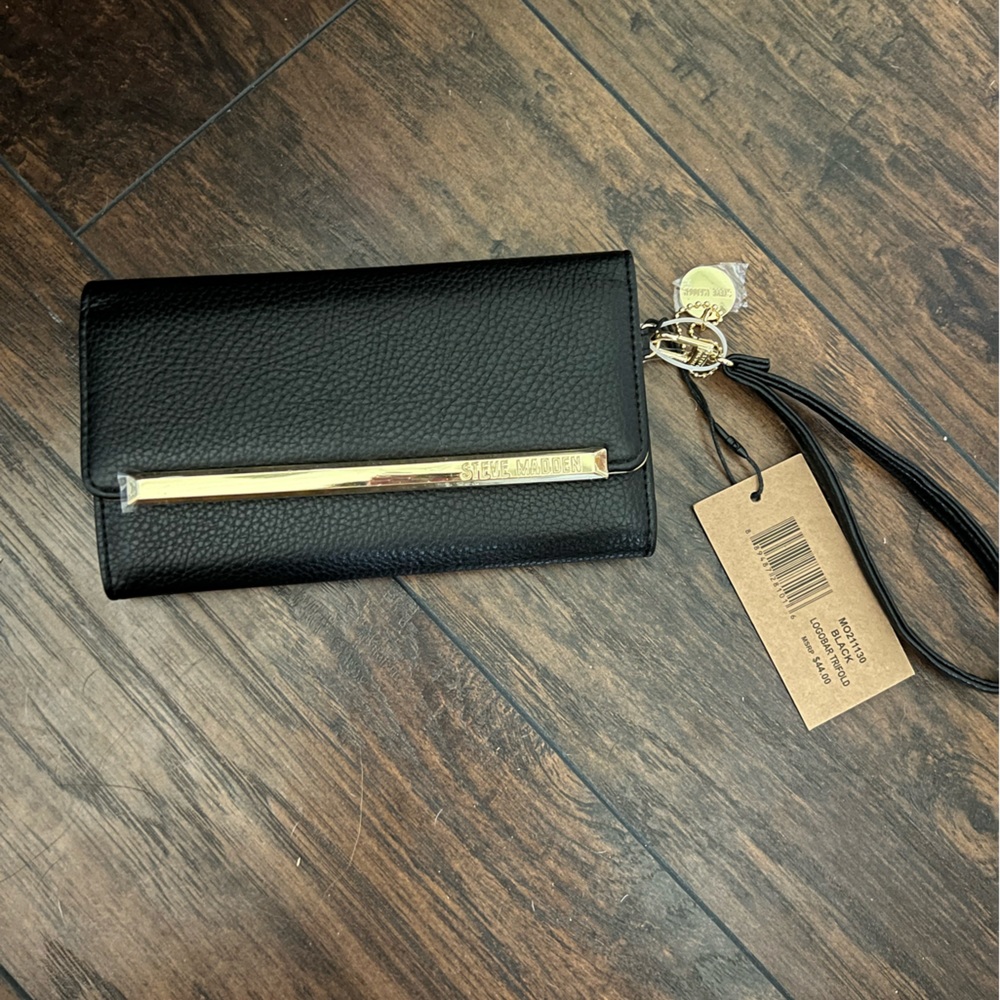 Steve Madden Clutch wallet